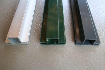 profielen 20 x 20 x 1,5mm met 2 flens vlak 3 of 4mm profielen 20 x 20 x 1,5mm met 2 flens vlak 3 of 4mm