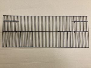zwarte fronten hoogte 30cm met 2 schuifdeuren en 2 draaideuren